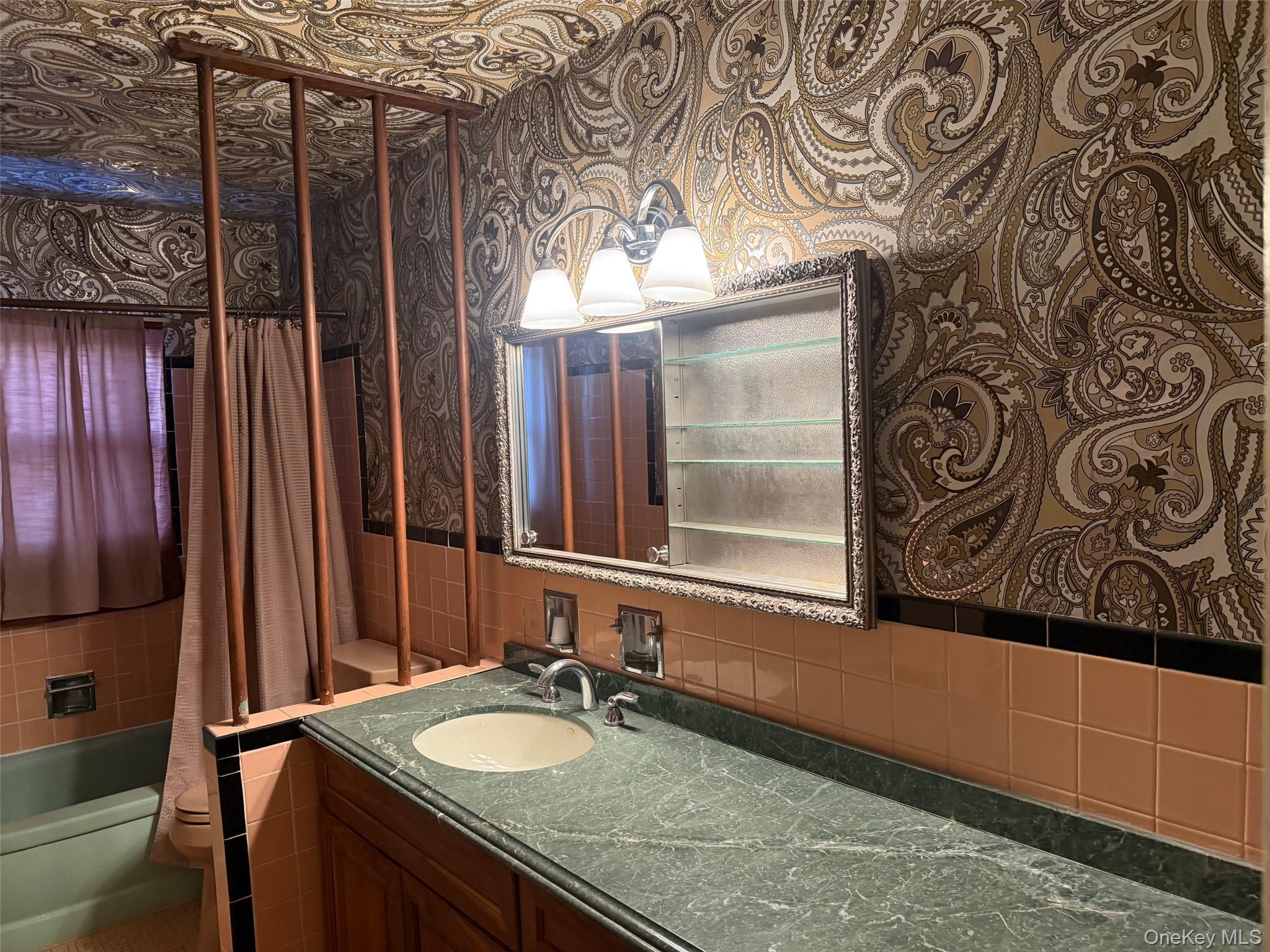 #11 photo, 12 Cranberry Lane, Plainview , NY 11803