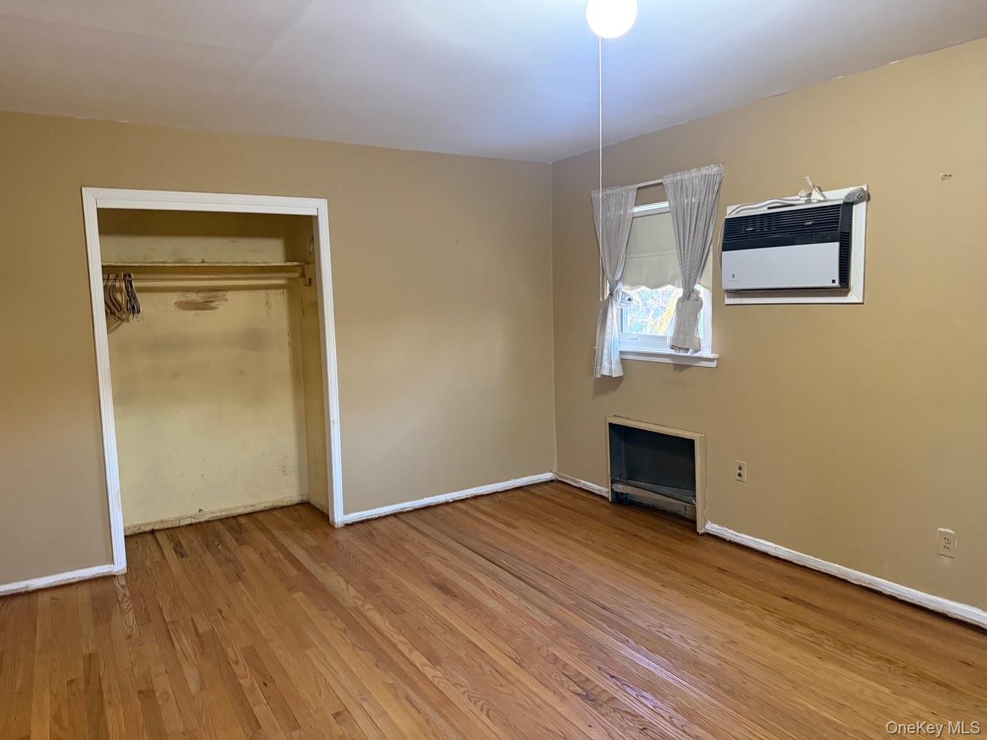 #15 photo, 12 Cranberry Lane, Plainview , NY 11803