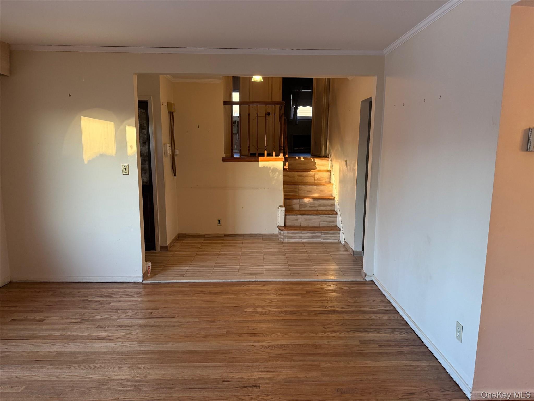 #9 photo, 12 Cranberry Lane, Plainview , NY 11803