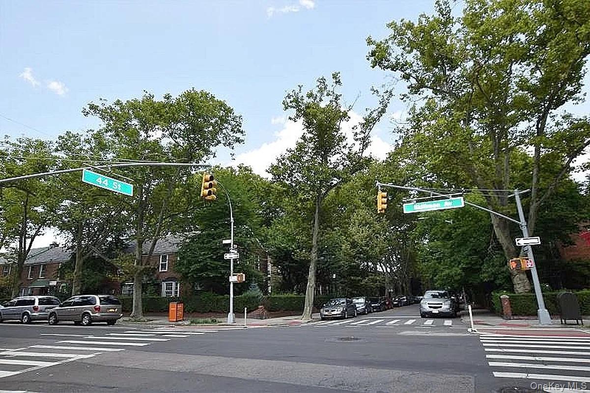 #15 photo, 41-32 44th Street, Sunnyside , NY 11104