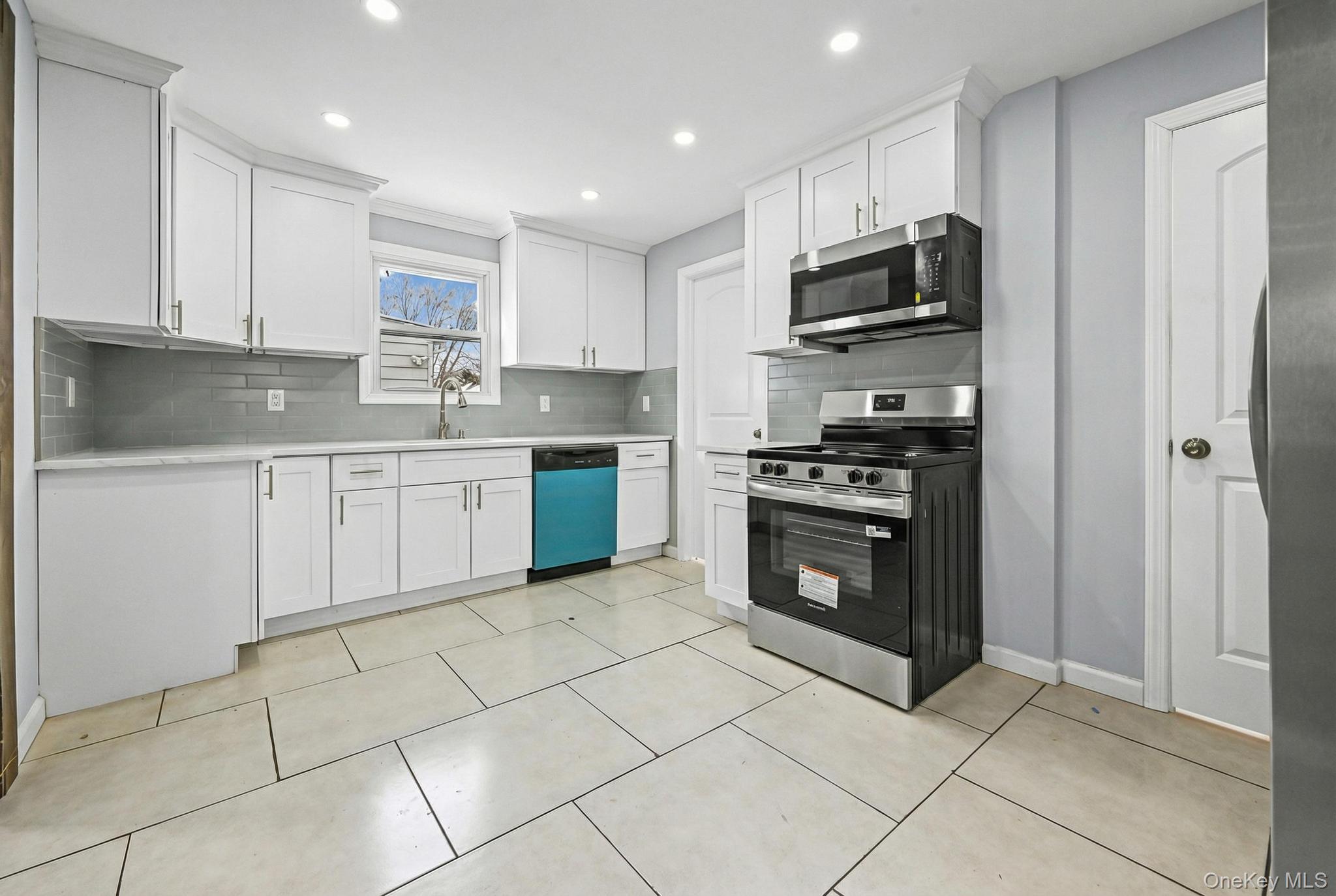 #5 photo, 6 Pershing Avenue, 长岛 Valley Stream , NY 11581