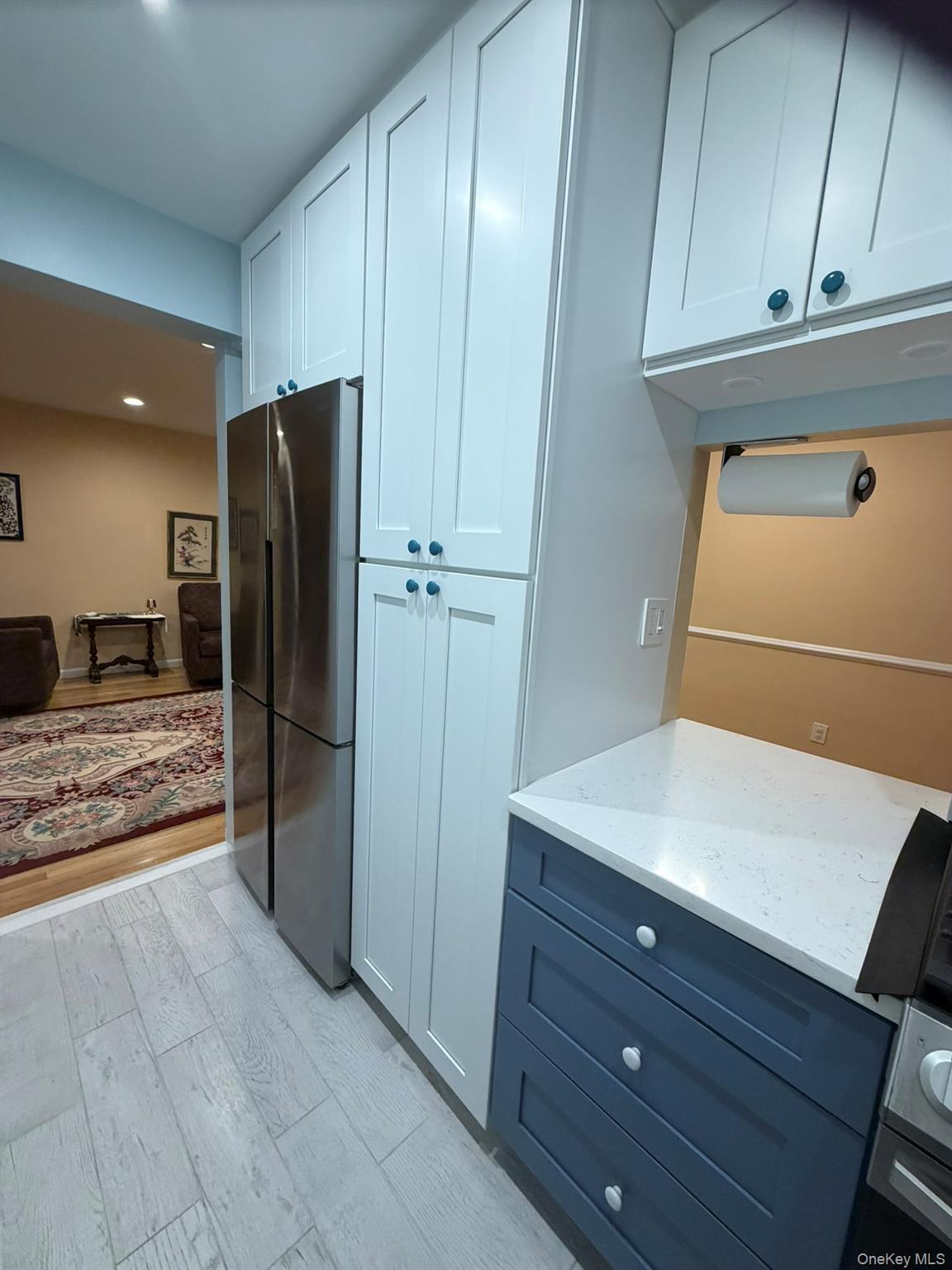 #11 photo, 80 Hartsdale, Hartsdale , NY 10530