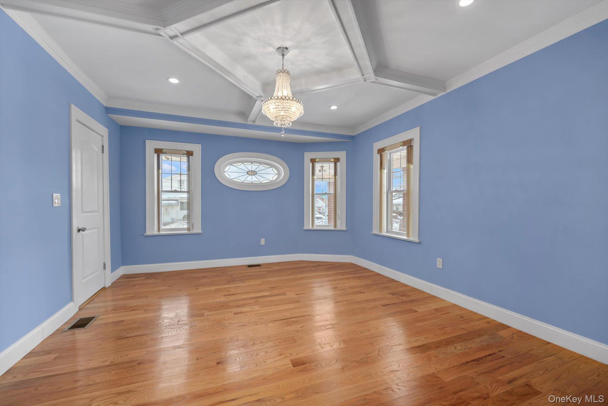 #5 photo, 109-39 194th Street, Saint Albans , NY 11412