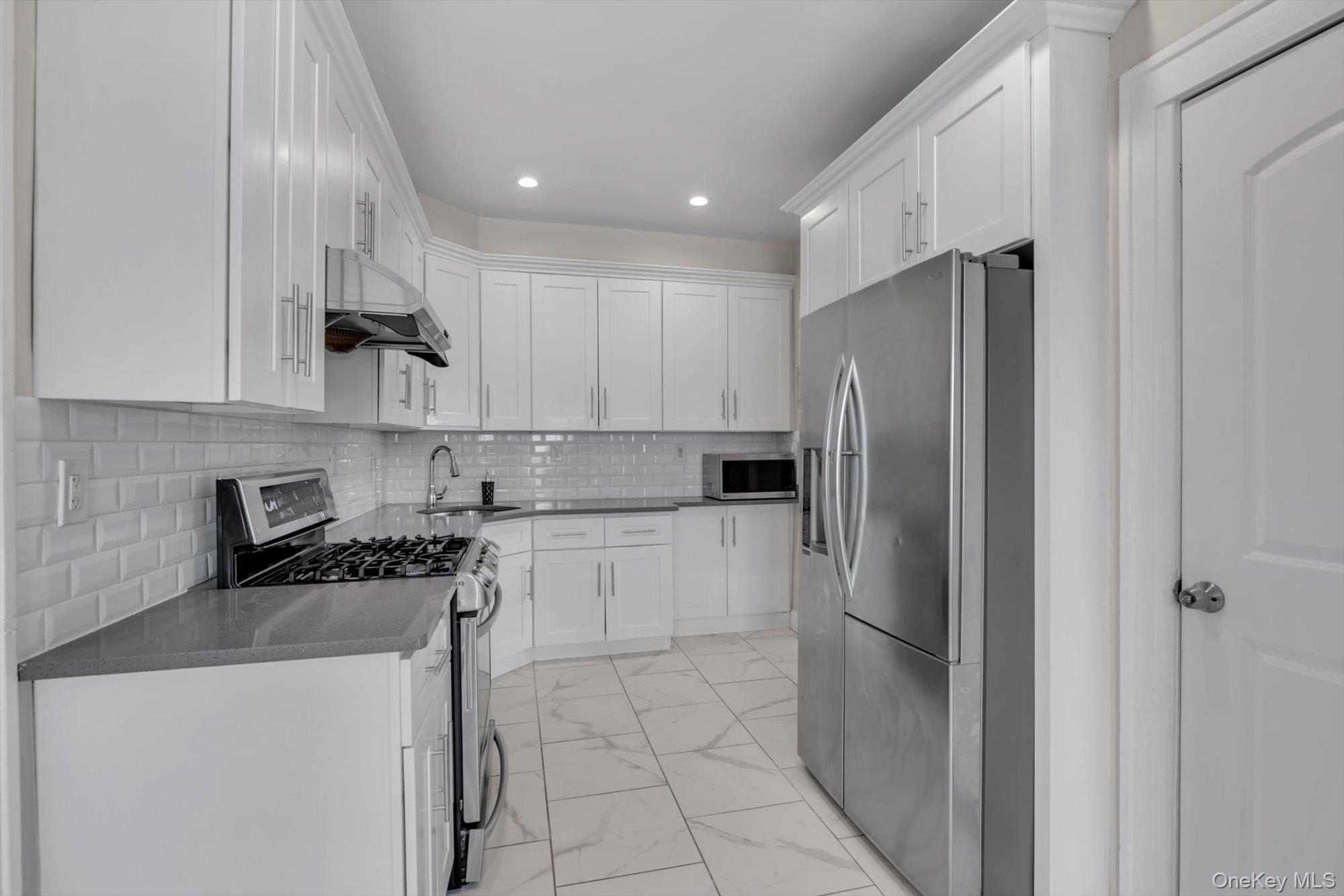 #6 photo, 109-39 194th Street, Saint Albans , NY 11412