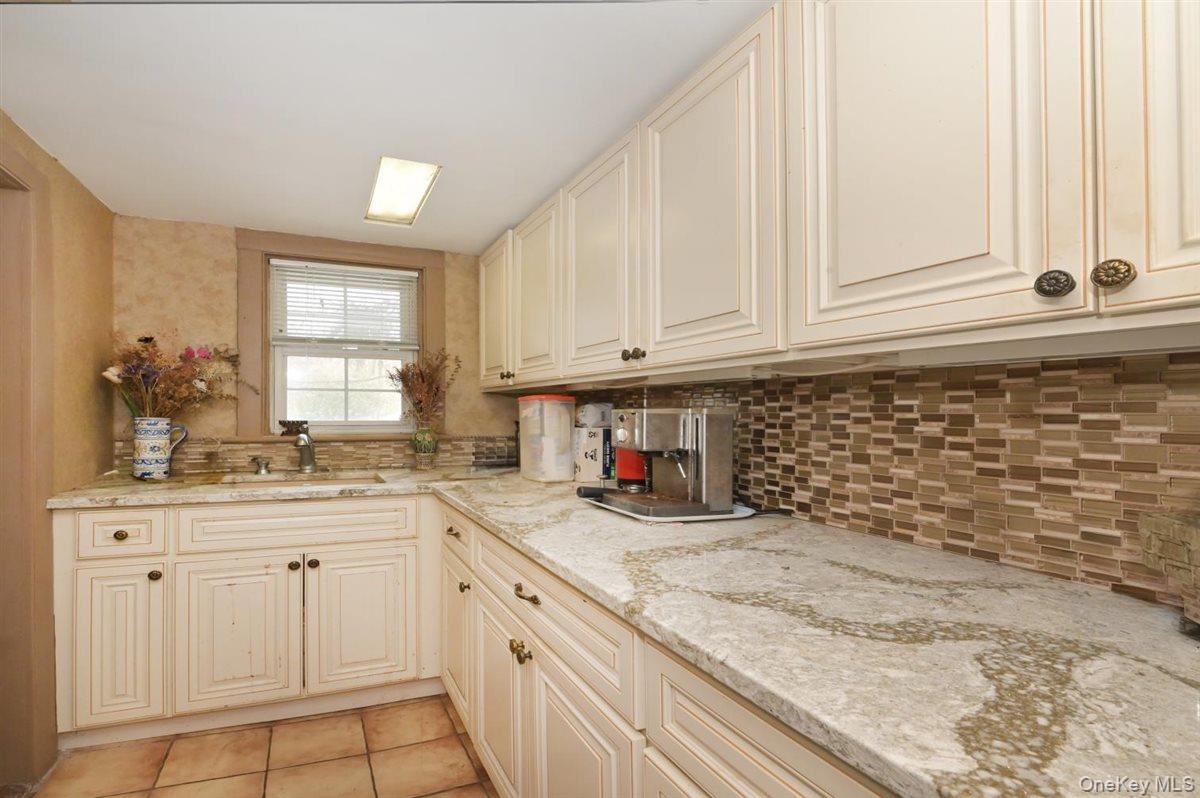 #14 photo, 6 CALLAHANS Road, Fort Salonga , NY 11768