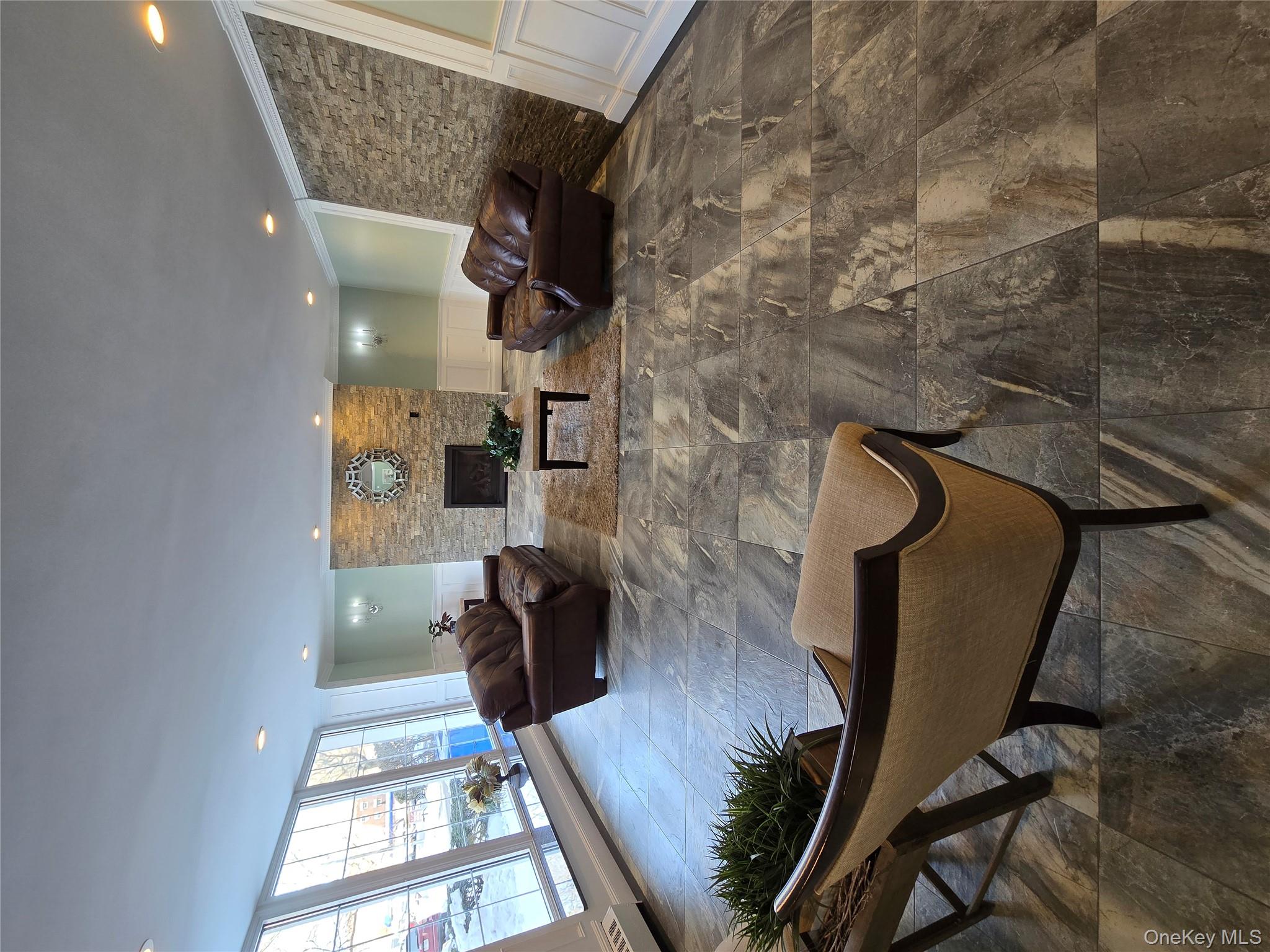 #2 photo, 86-10 151st Avenue, 皇后區 霍華德灘 Howard Beach , NY 11414