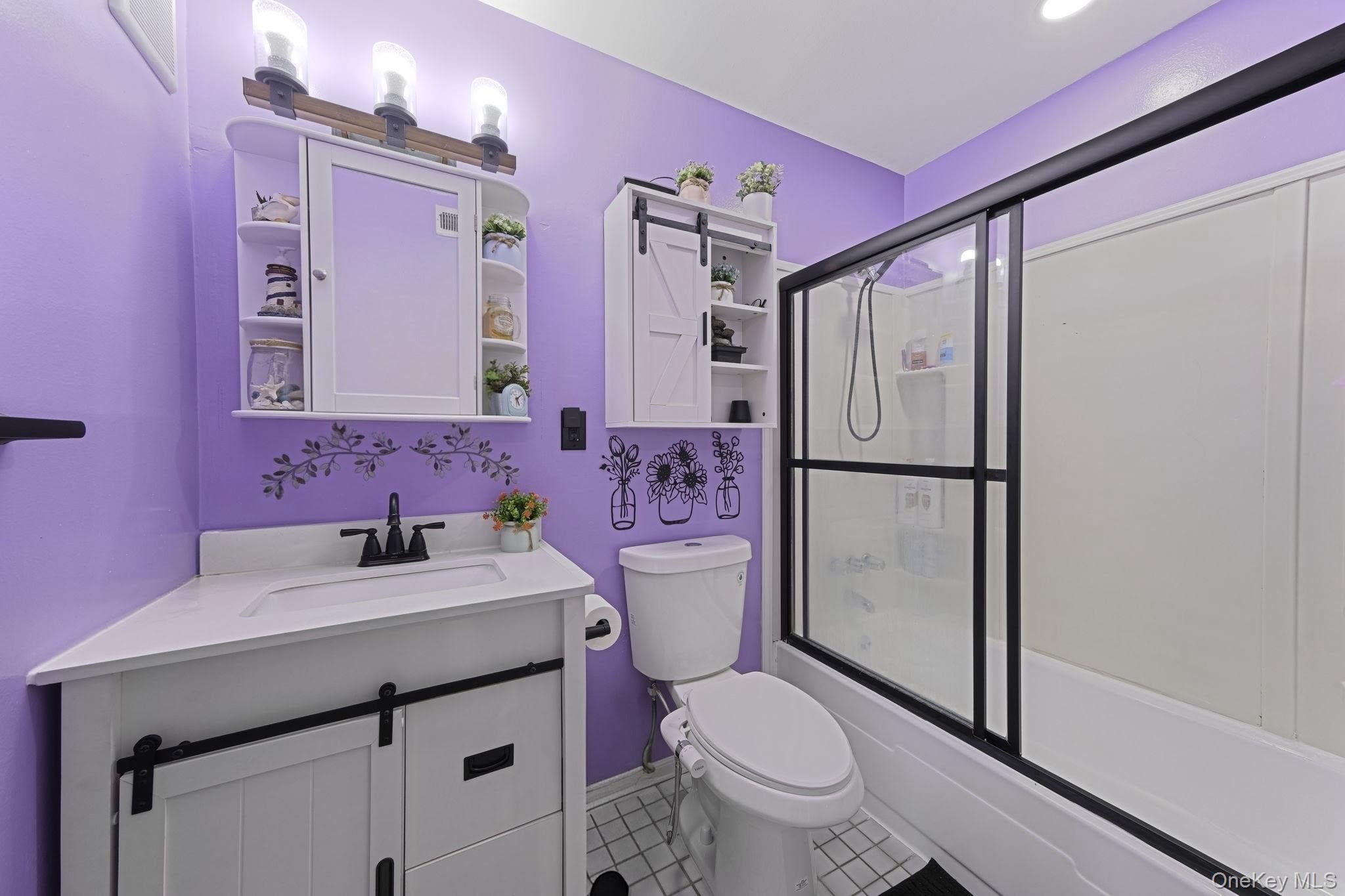 #13 photo, 6 Bailey, Middle Island , NY 11953