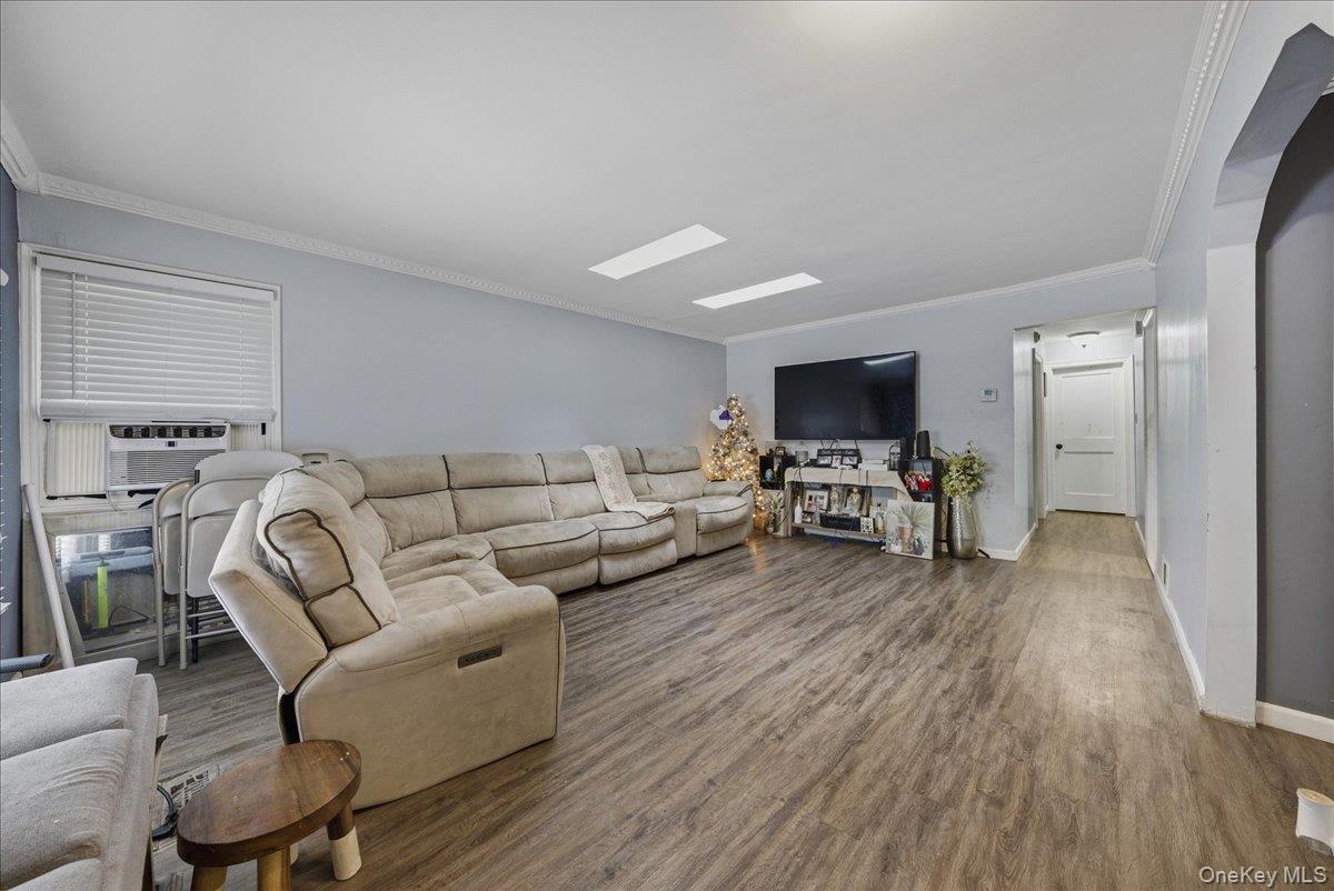 #4 photo, 12866 238th Street, Rosedale , NY 11422