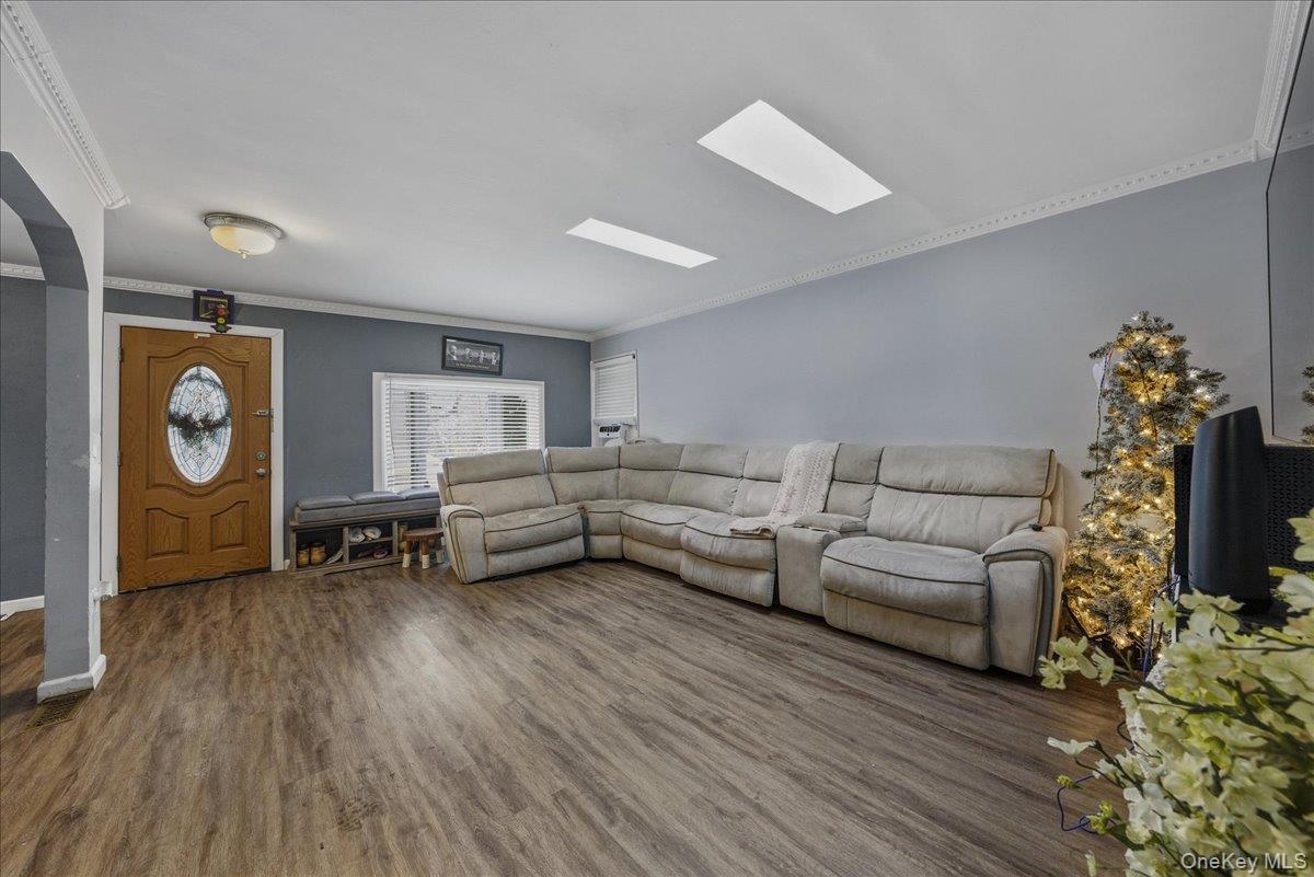 #5 photo, 12866 238th Street, Rosedale , NY 11422