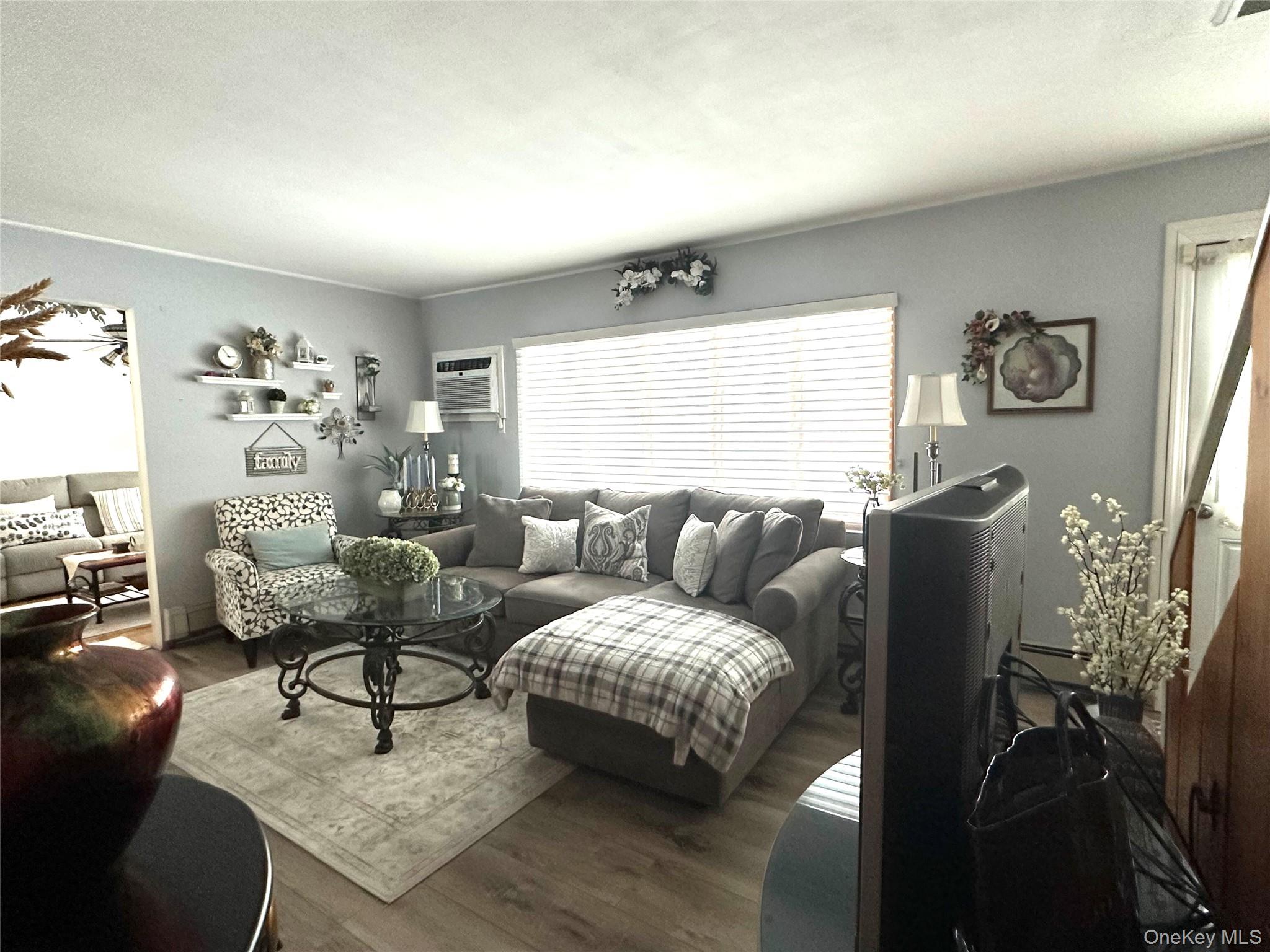 #12 photo, 166 Choir Lane, নাসাউ কাউন্টি Westbury , NY 11590