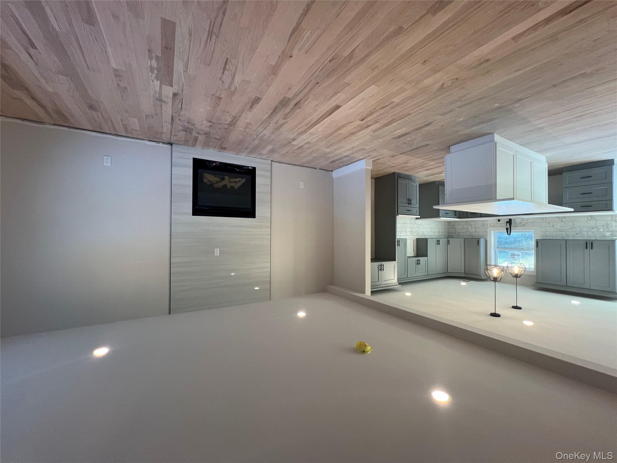 #4 photo, New Construction Rugby Drive, Саффолк ‖ Shirley , NY 11967