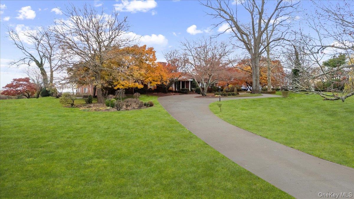 #18 photo, 246 Briarwood Crossing, नासाउ काउंटी Lawrence , NY 11559