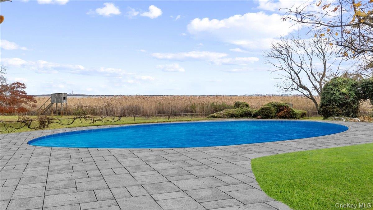 #20 photo, 246 Briarwood Crossing, नासाउ काउंटी Lawrence , NY 11559