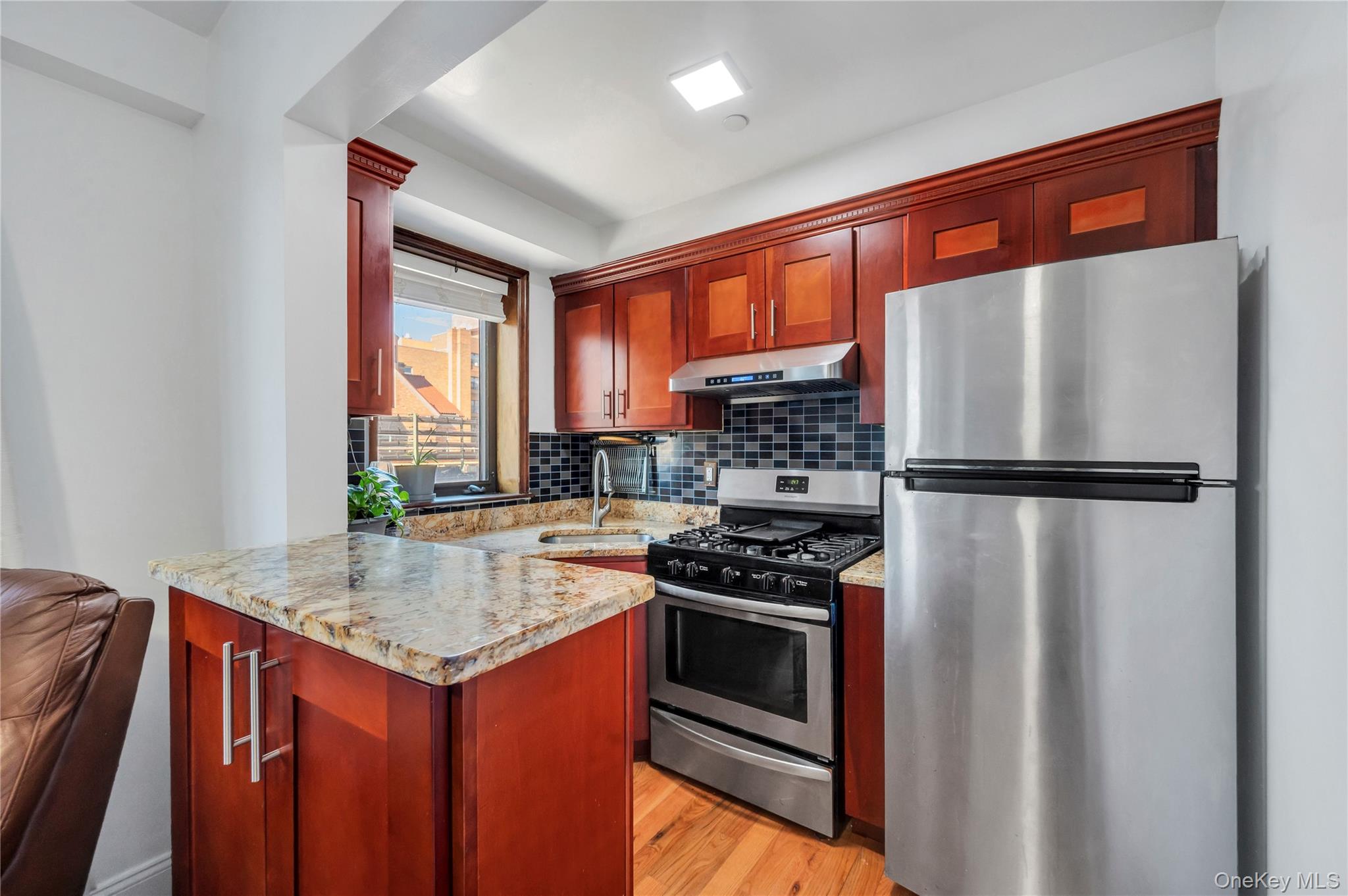 #3 photo, 30-63 31st Street, Astoria , NY 11102