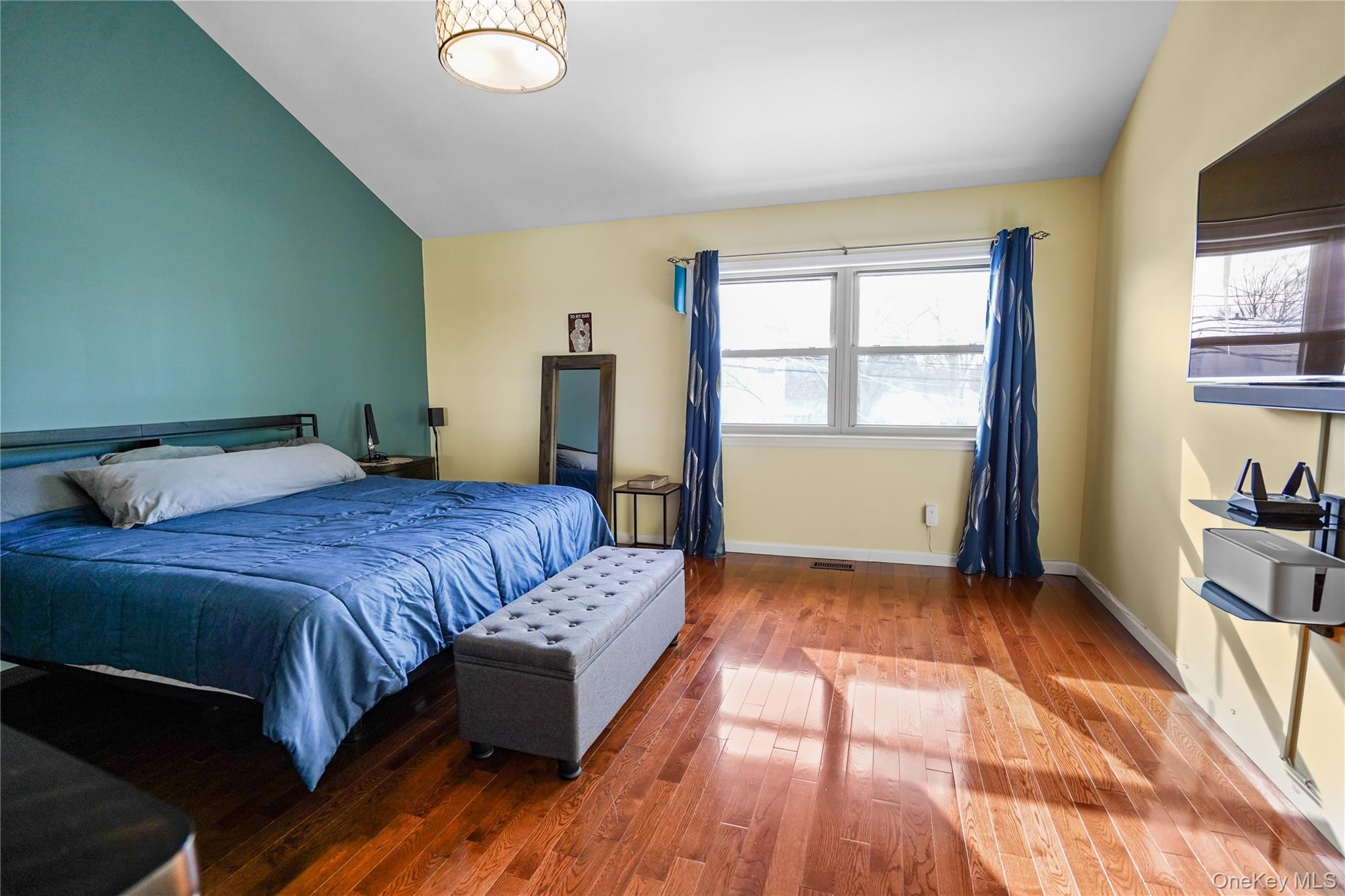 #13 photo, 2860 Nicole Court, Нассау ‖ Oceanside , NY 11572