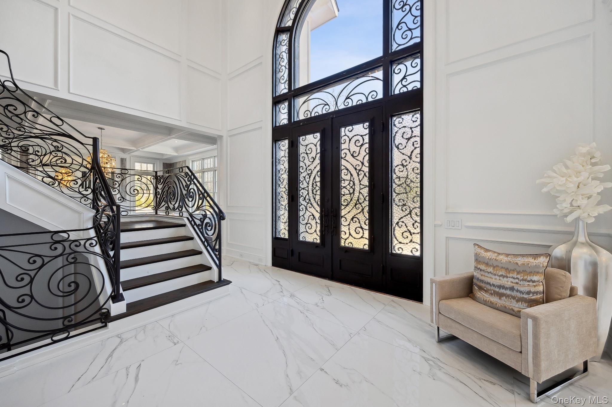 #2 photo, 24 Landview Drive, Dix Hills , NY 11746