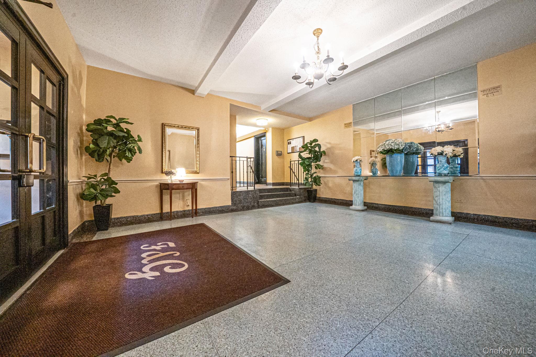 #18 photo, 83-75 118th Street, Kew Gardens , NY 11415