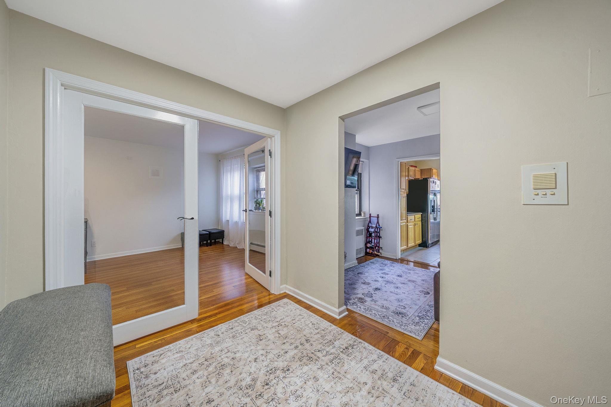 #5 photo, 83-75 118th Street, Kew Gardens , NY 11415