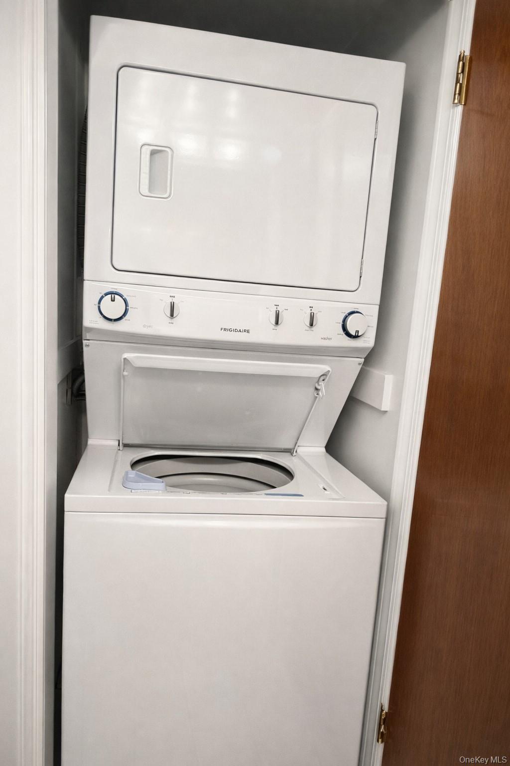 #13 photo, 4304 158th Street, Flushing , NY 11358