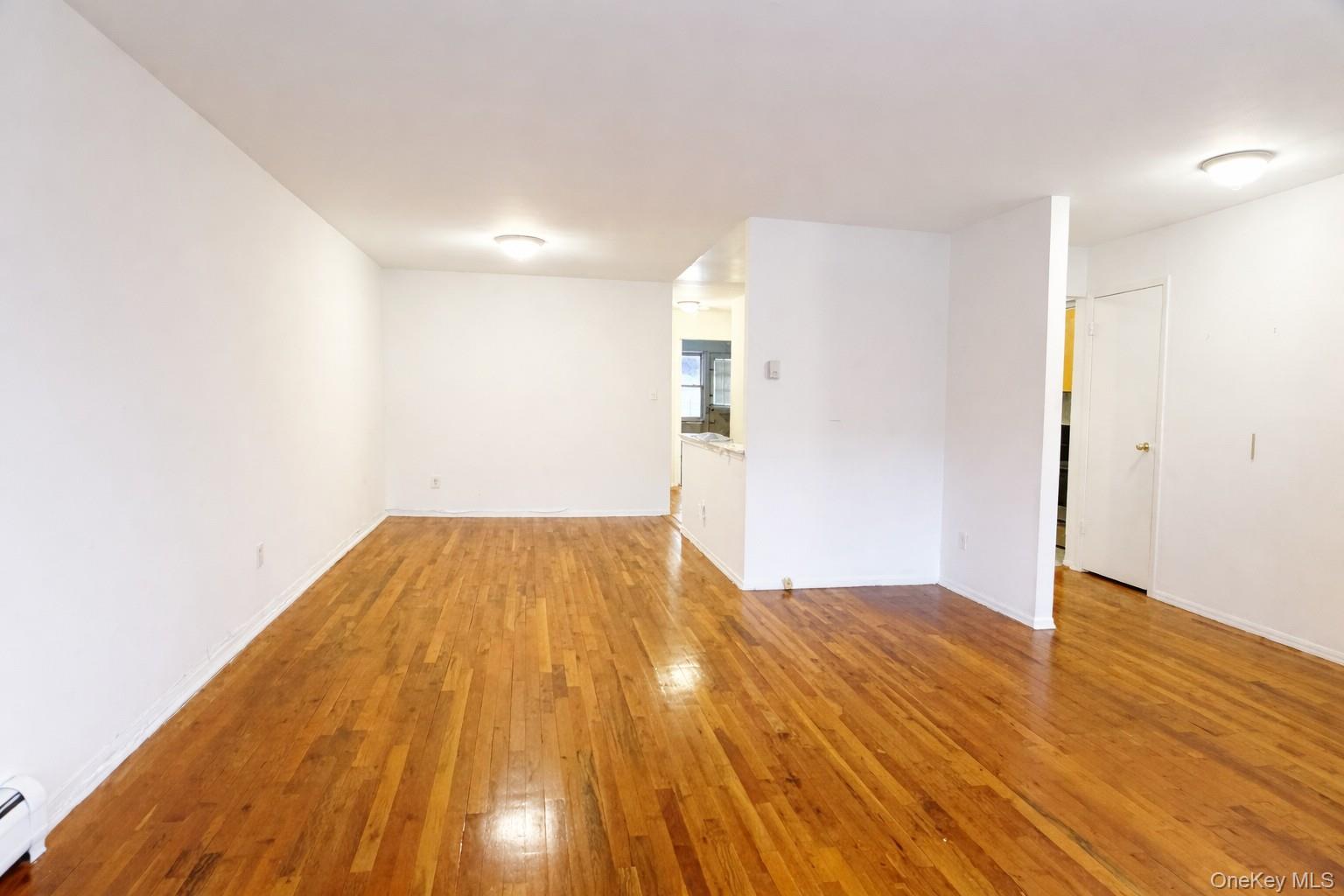 #4 photo, 16-56 Bell, Bayside , NY 11360