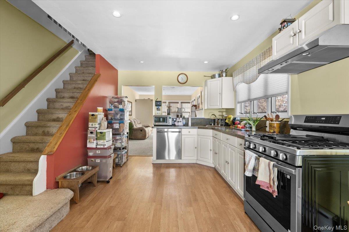 #15 photo, 169 Sterling, Amityville , NY 11701