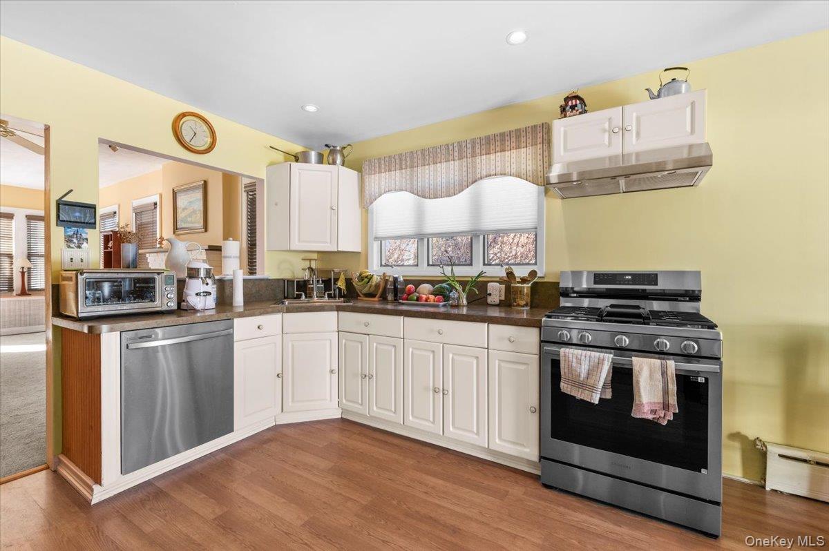 #18 photo, 169 Sterling, Amityville , NY 11701