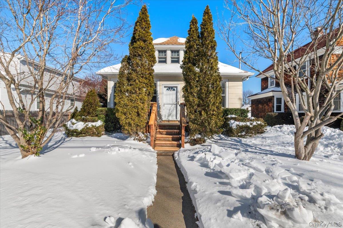 #2 photo, 169 Sterling, Amityville , NY 11701