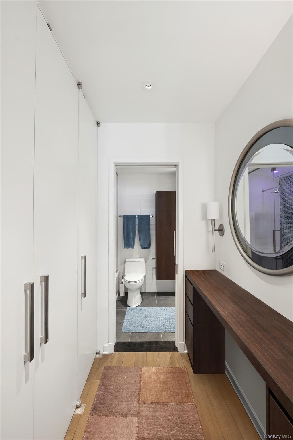 #6 photo, 2 Fifth Avenue, New York (Manhattan) , NY 10011