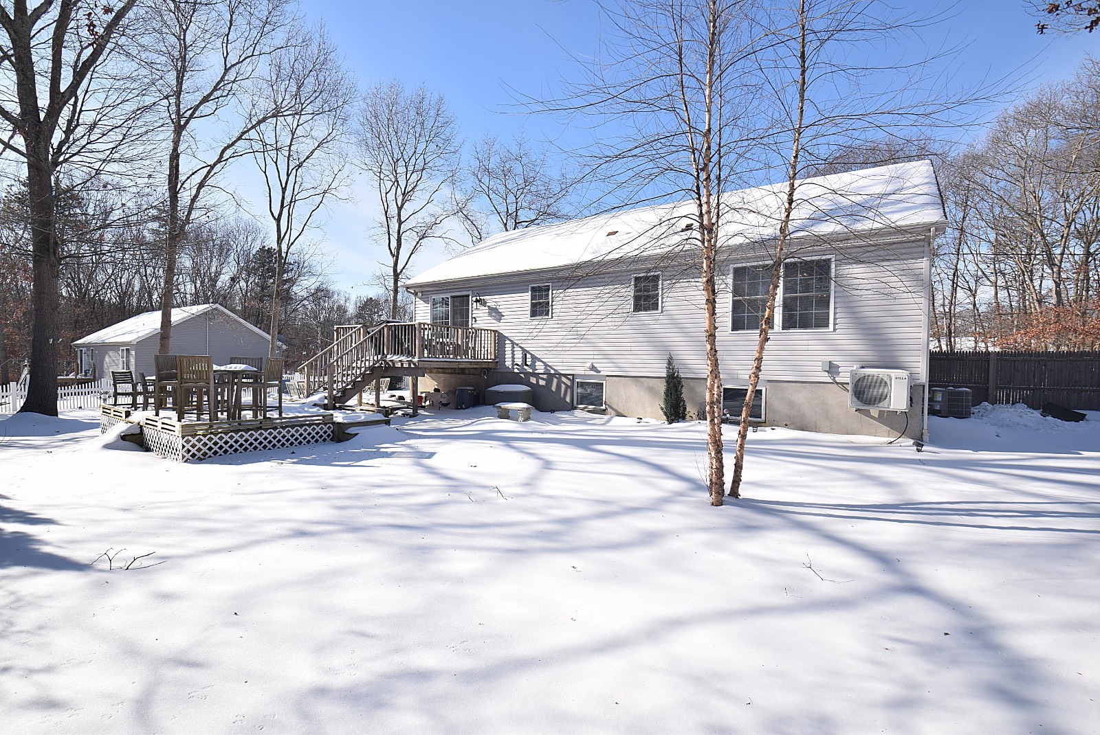 #17 photo, 125 Dana, Mastic , NY 11950