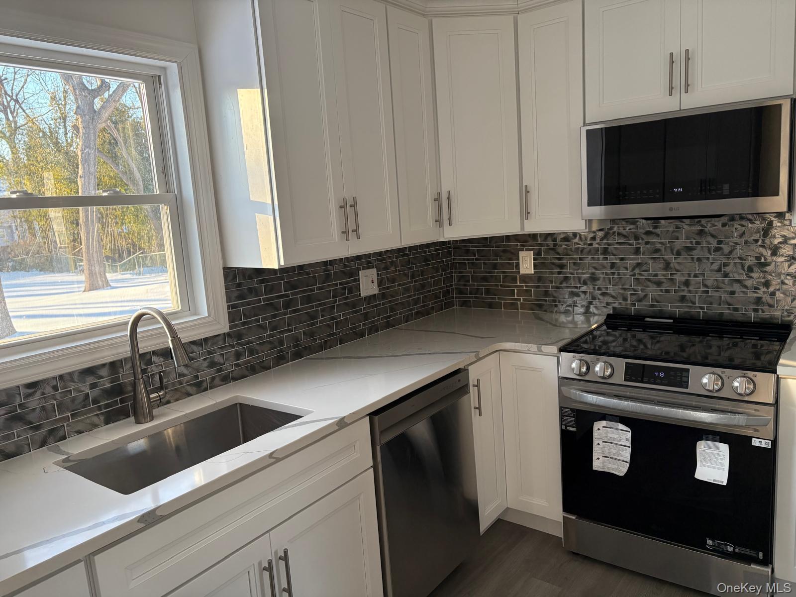 #12 photo, 10 Dourland Road, Medford , NY 11763