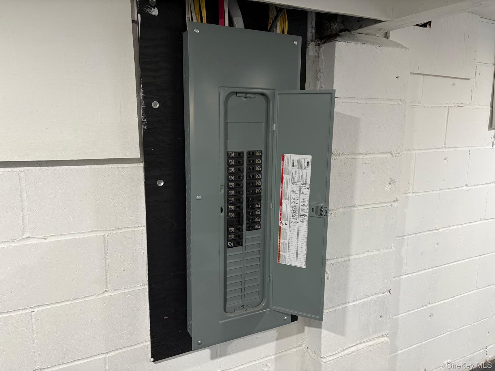 #13 photo, 10 Dourland Road, Medford , NY 11763