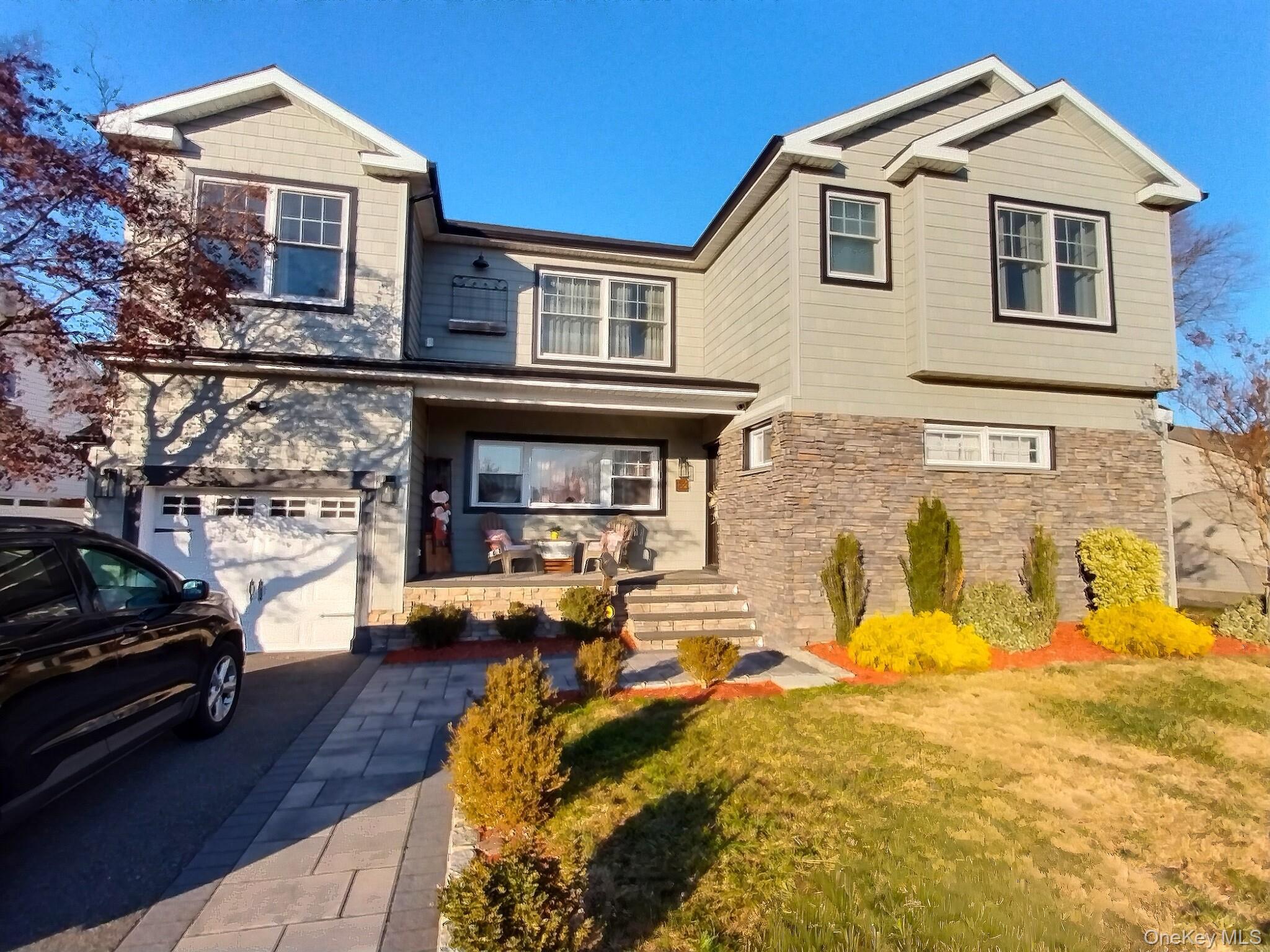 #1 photo, 166 Daniel Road, Massapequa , NY 11758