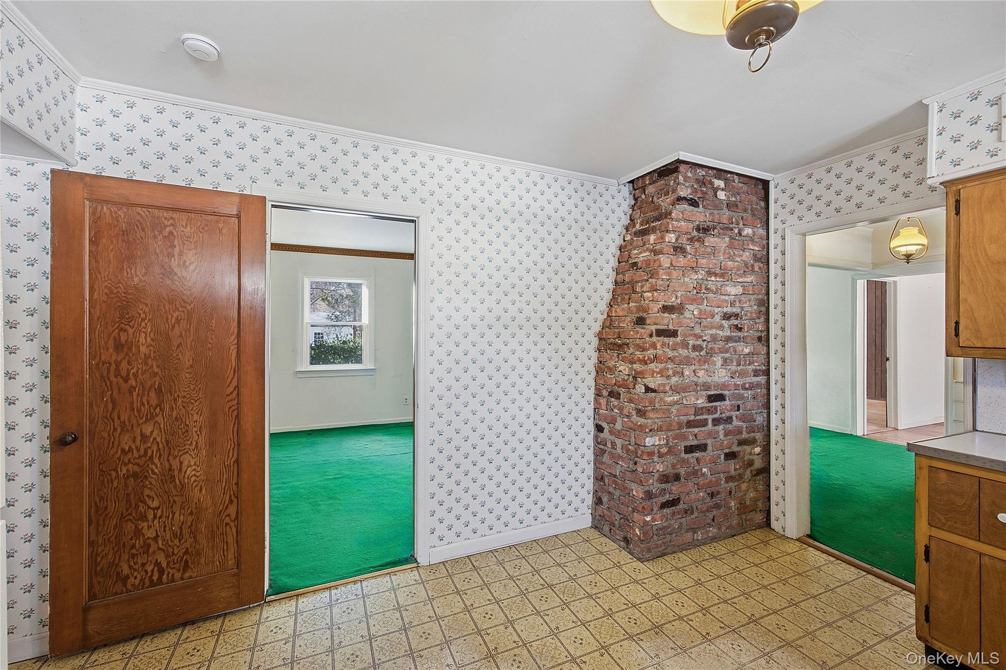 #9 photo, 79 Appletree Lane, Roslyn Heights , NY 11577