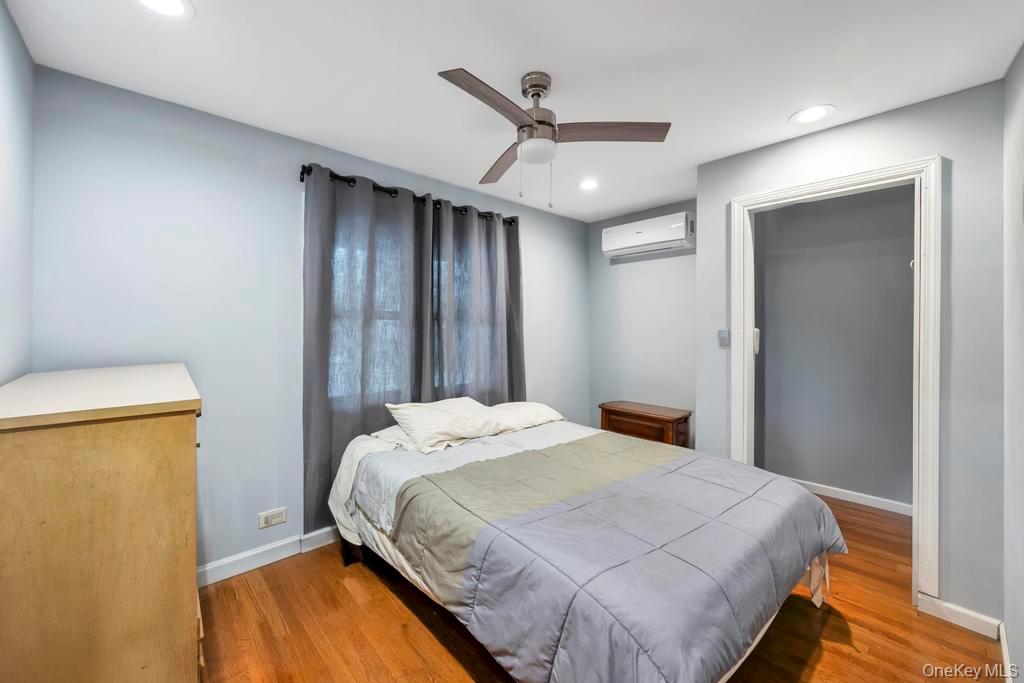 #11 photo, 260 Springdale Drive, Ronkonkoma , NY 11779