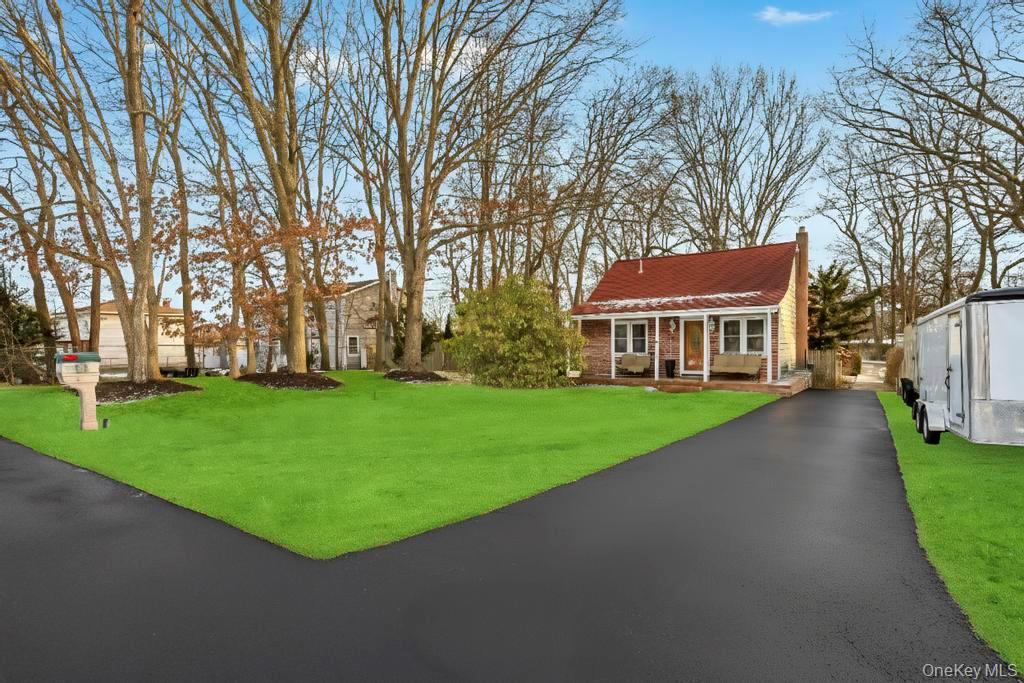 #2 photo, 260 Springdale Drive, Ronkonkoma , NY 11779