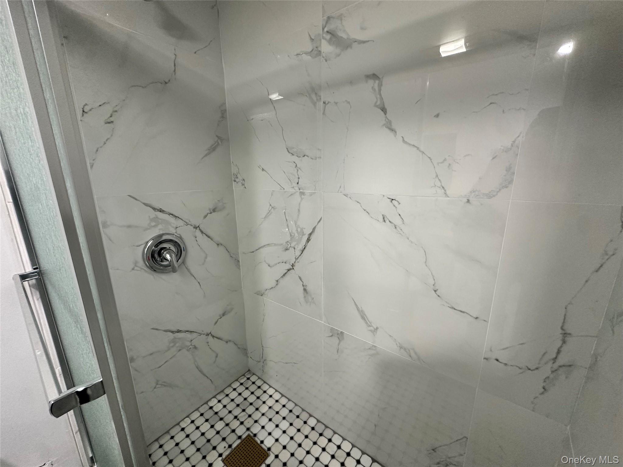 #5 photo, 245 Glenhill Avenue, Yonkers , NY 10701