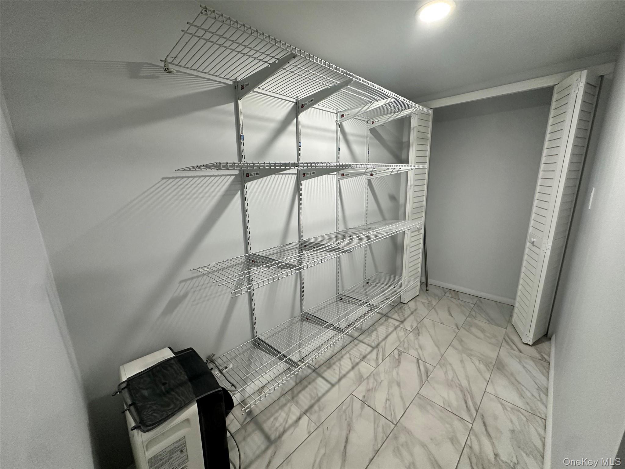 #8 photo, 245 Glenhill Avenue, Yonkers , NY 10701