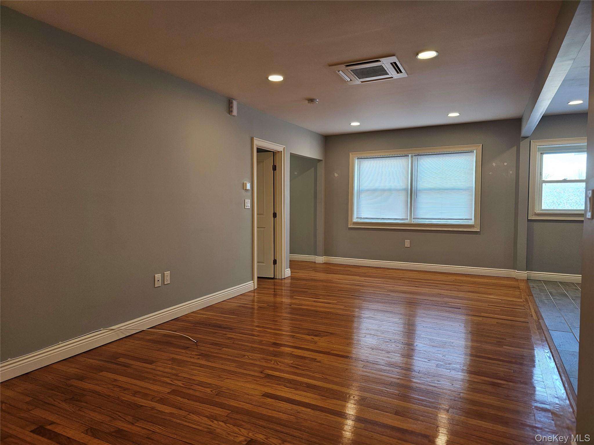 #10 photo, 3 Shady Lawn Place, Montgomery , NY 12549