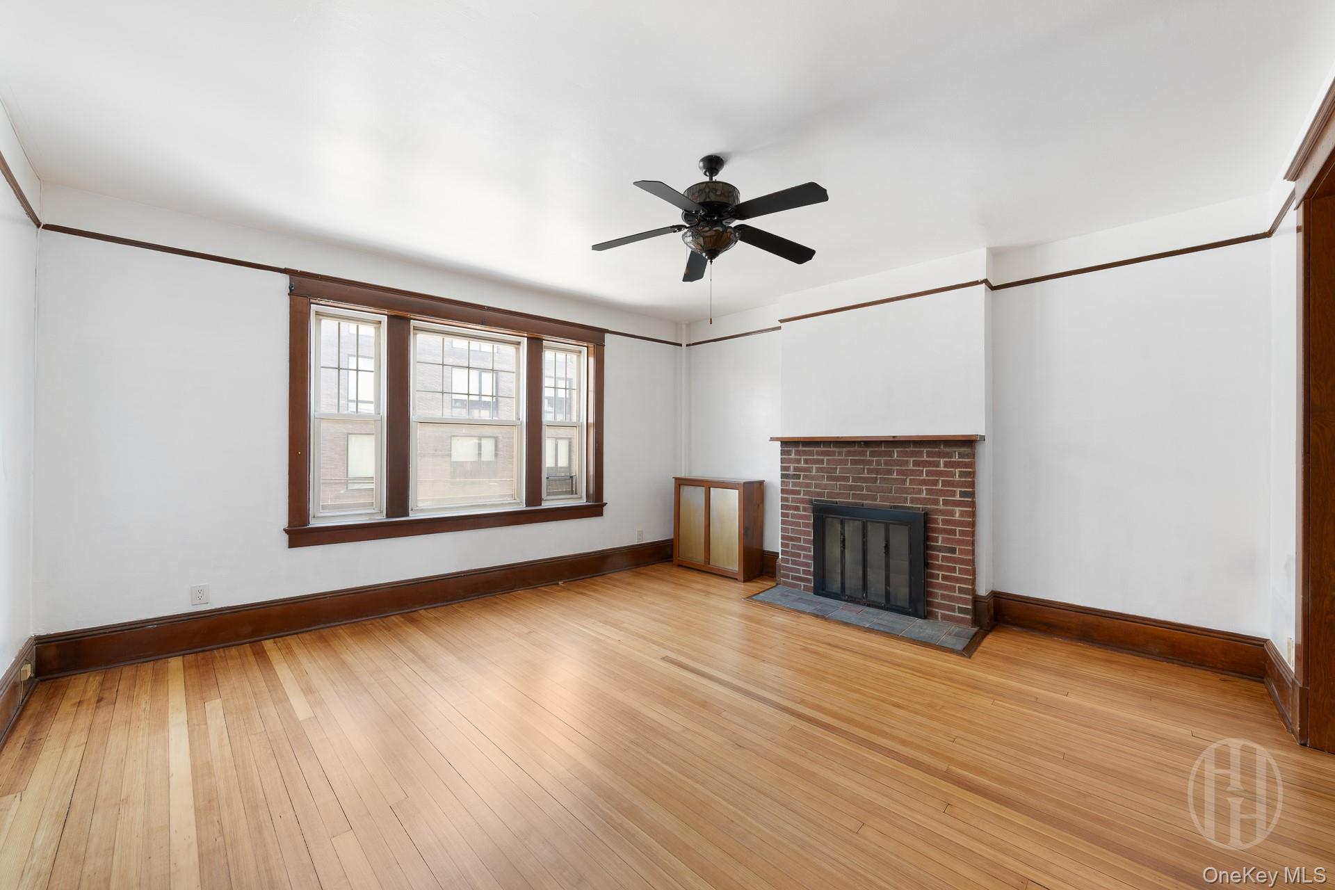 #3 photo, 27 Locust Avenue, New Rochelle , NY 10801