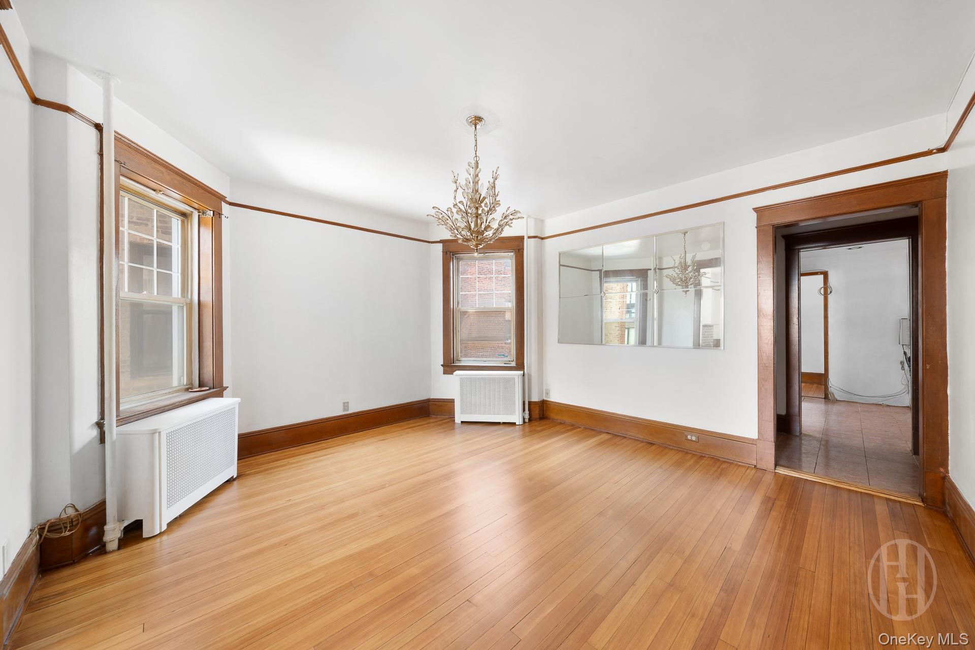 #4 photo, 27 Locust Avenue, New Rochelle , NY 10801