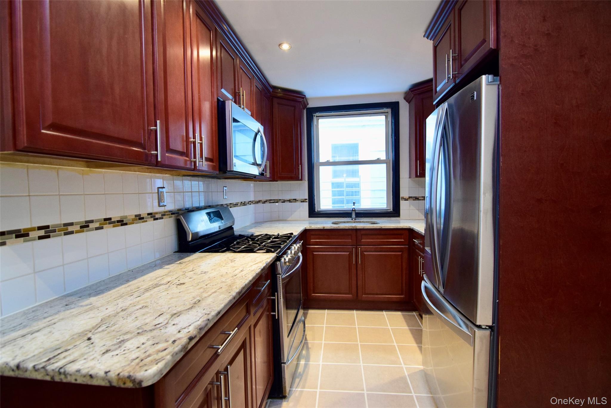 #13 photo, 4224 Edson Avenue, Bronx , NY 10466