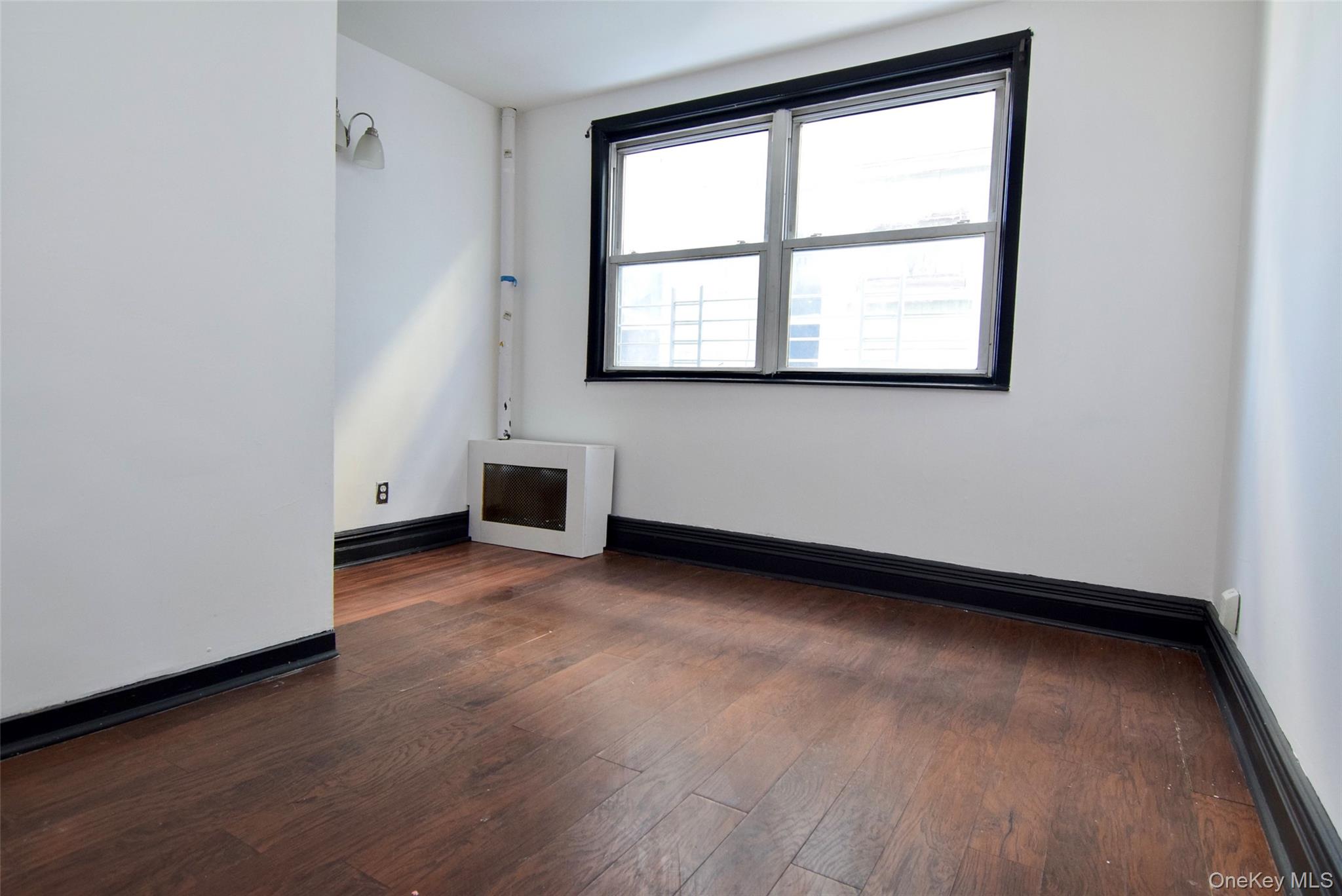 #5 photo, 4224 Edson Avenue, Bronx , NY 10466