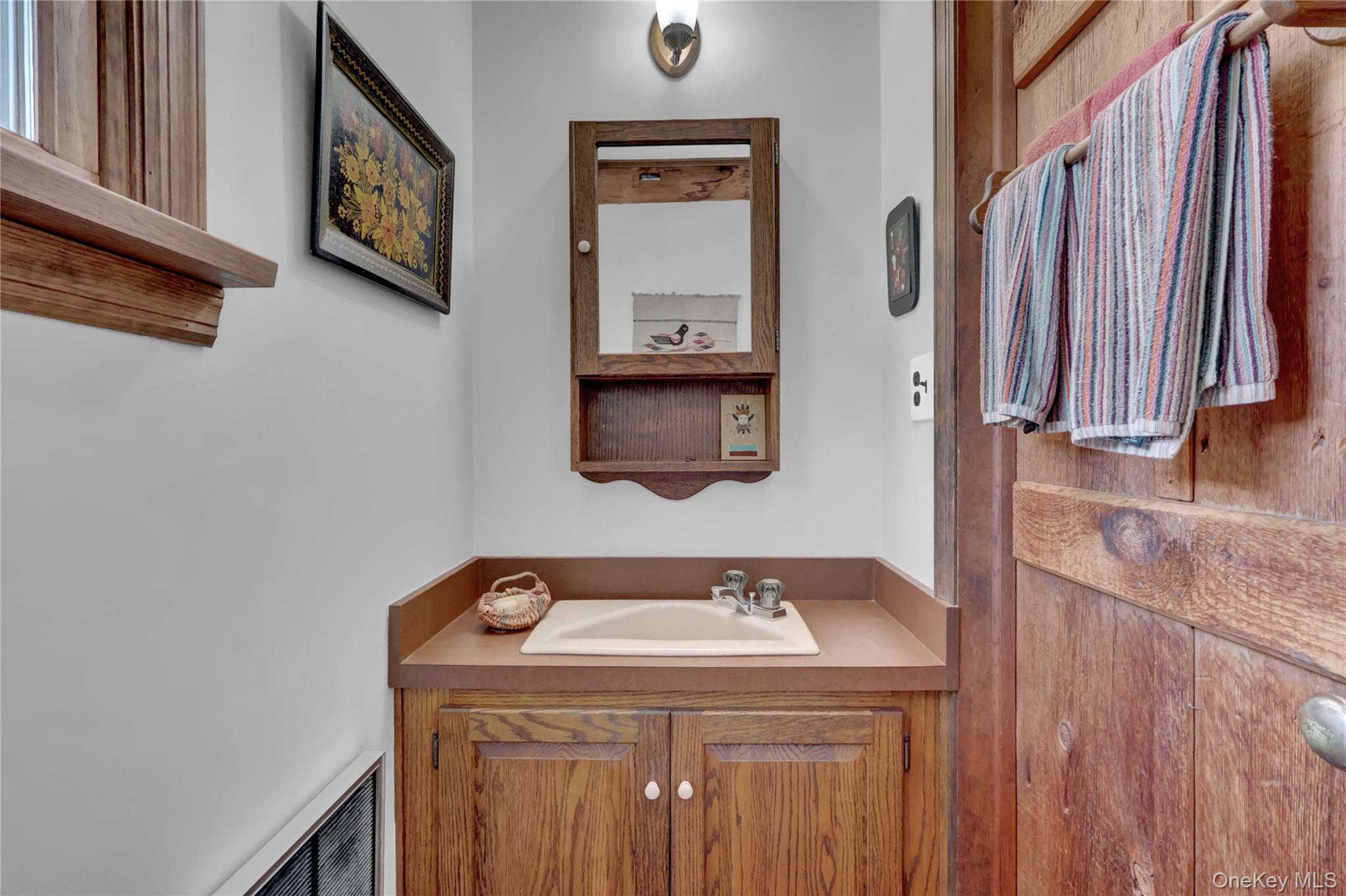 #17 photo, 5 Cedar Lane, Setauket , NY 11733