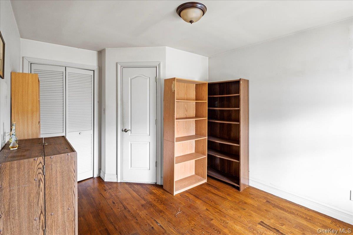 #16 photo, 38 Johnson Place, Woodmere , NY 11598