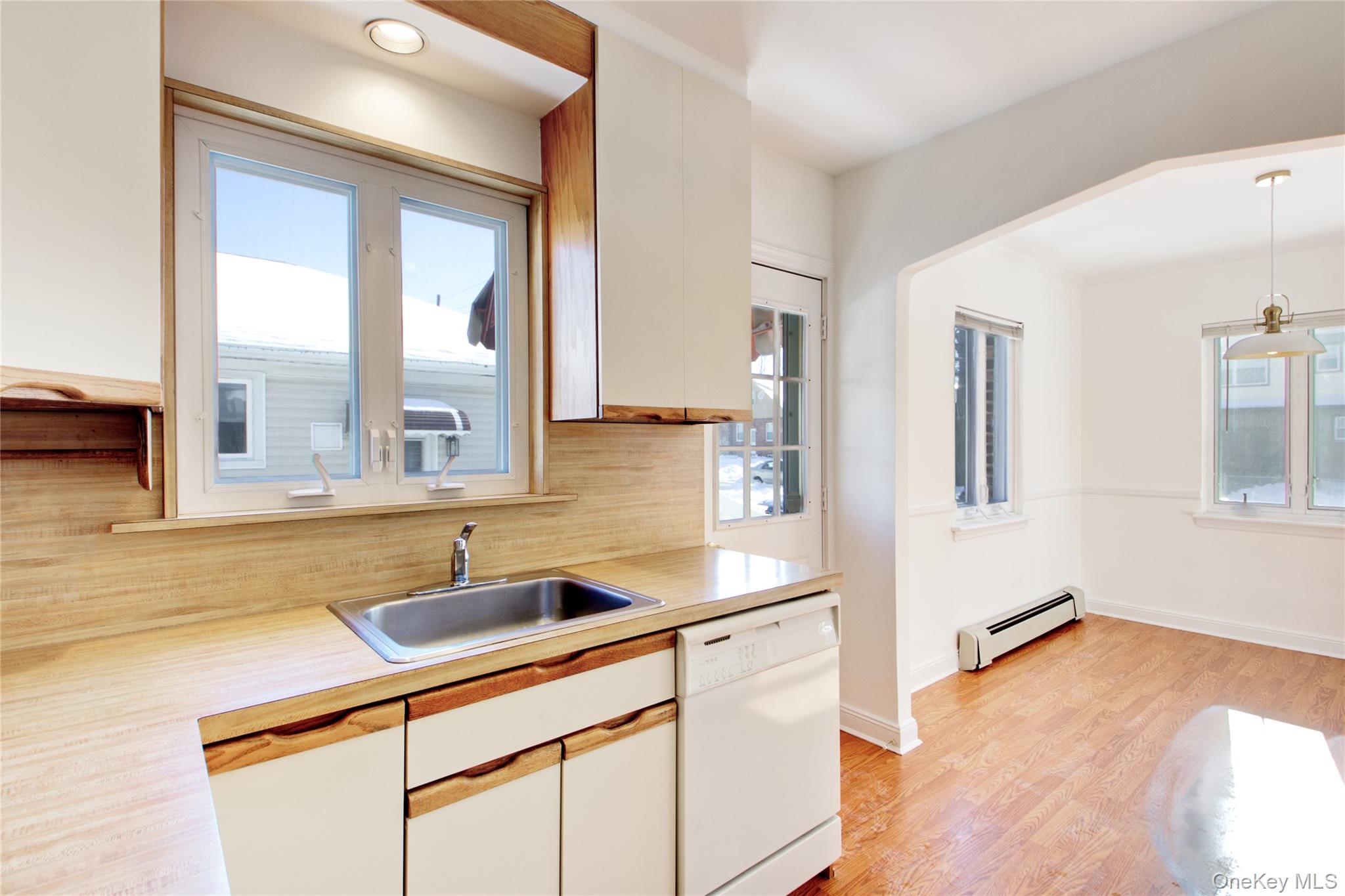 #11 photo, Franklin Square, ناسو Franklin Square , NY 11010