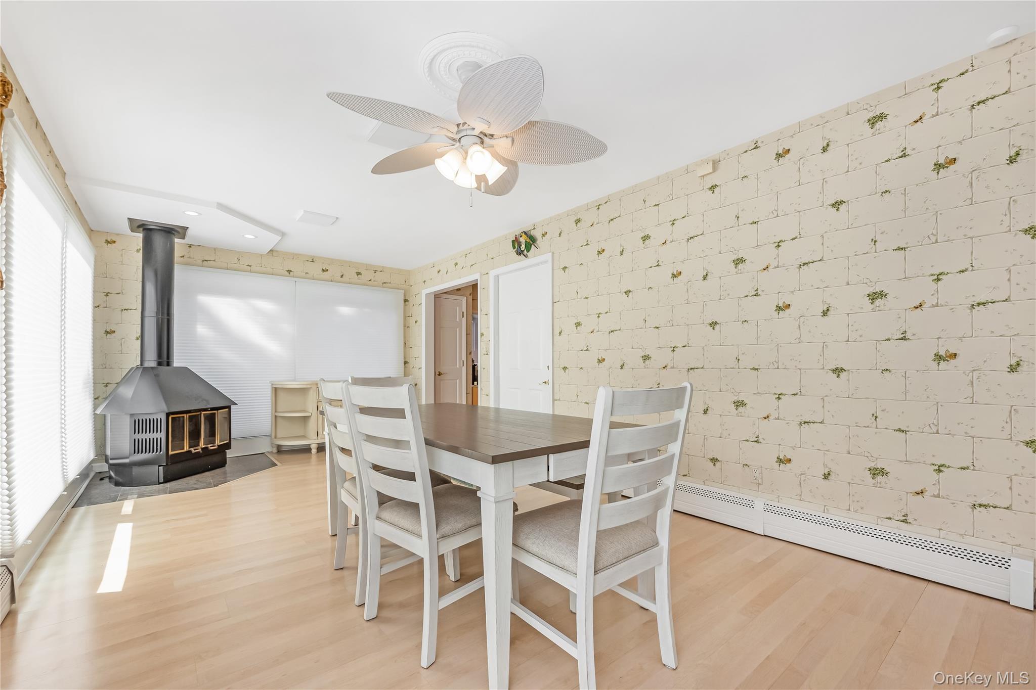 #13 photo, 159 Avon Place, West Hempstead , NY 11552