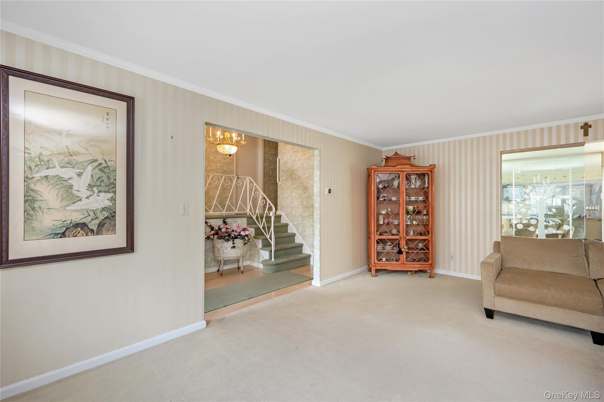 #6 photo, 159 Avon Place, West Hempstead , NY 11552