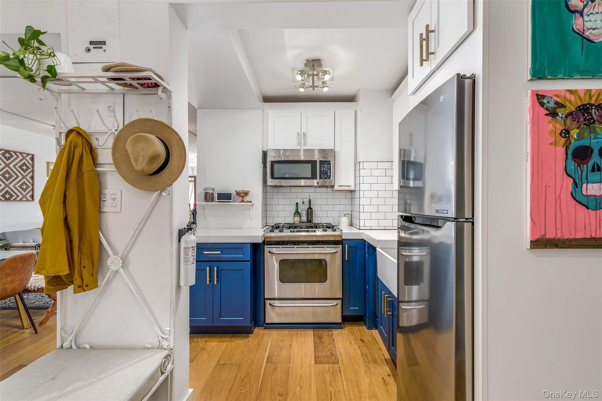 #2 photo, 118-17 Union Turnpike, Forest Hills , NY 11375