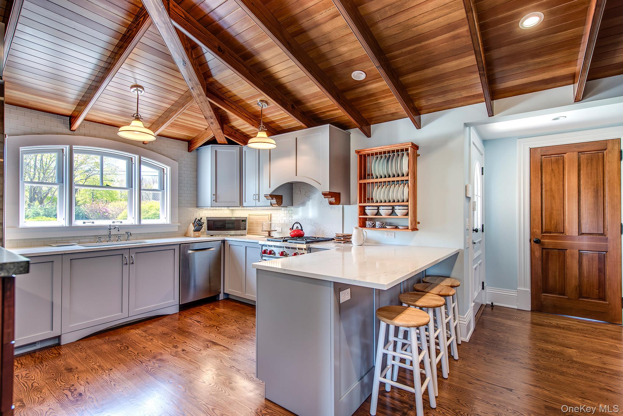 #10 photo, 106 Old Depot Road, Quogue , NY 11959