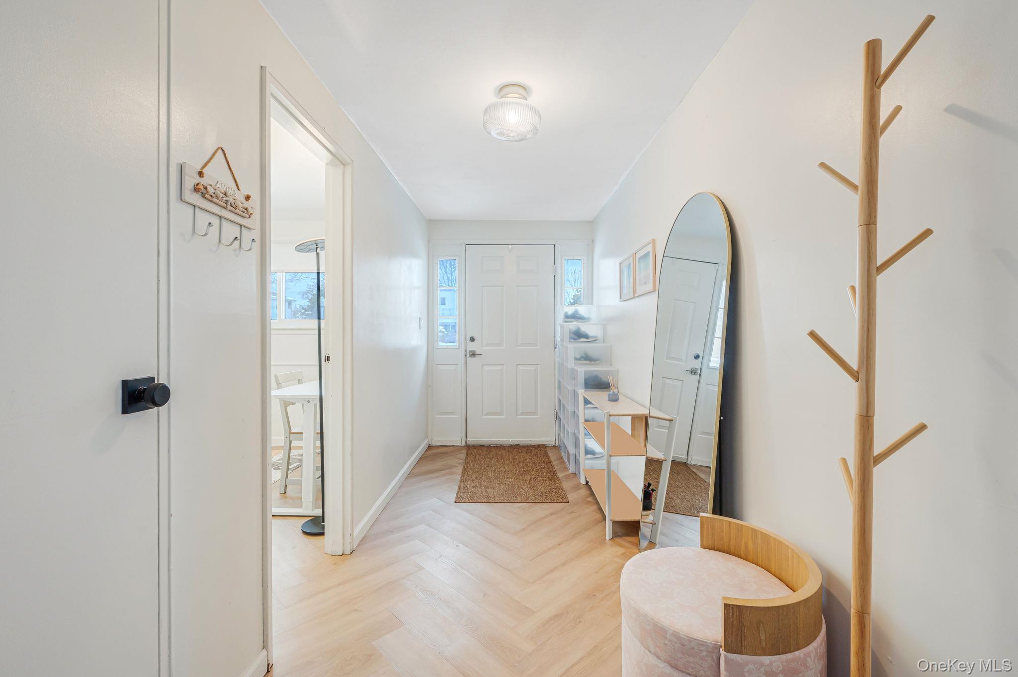 #4 photo, 7 Seneca Drive, Commack , NY 11725